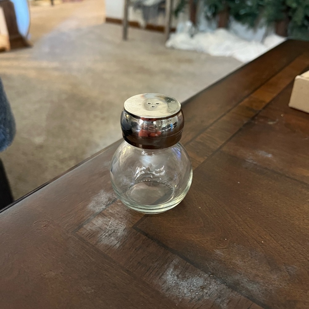 Salt shaker